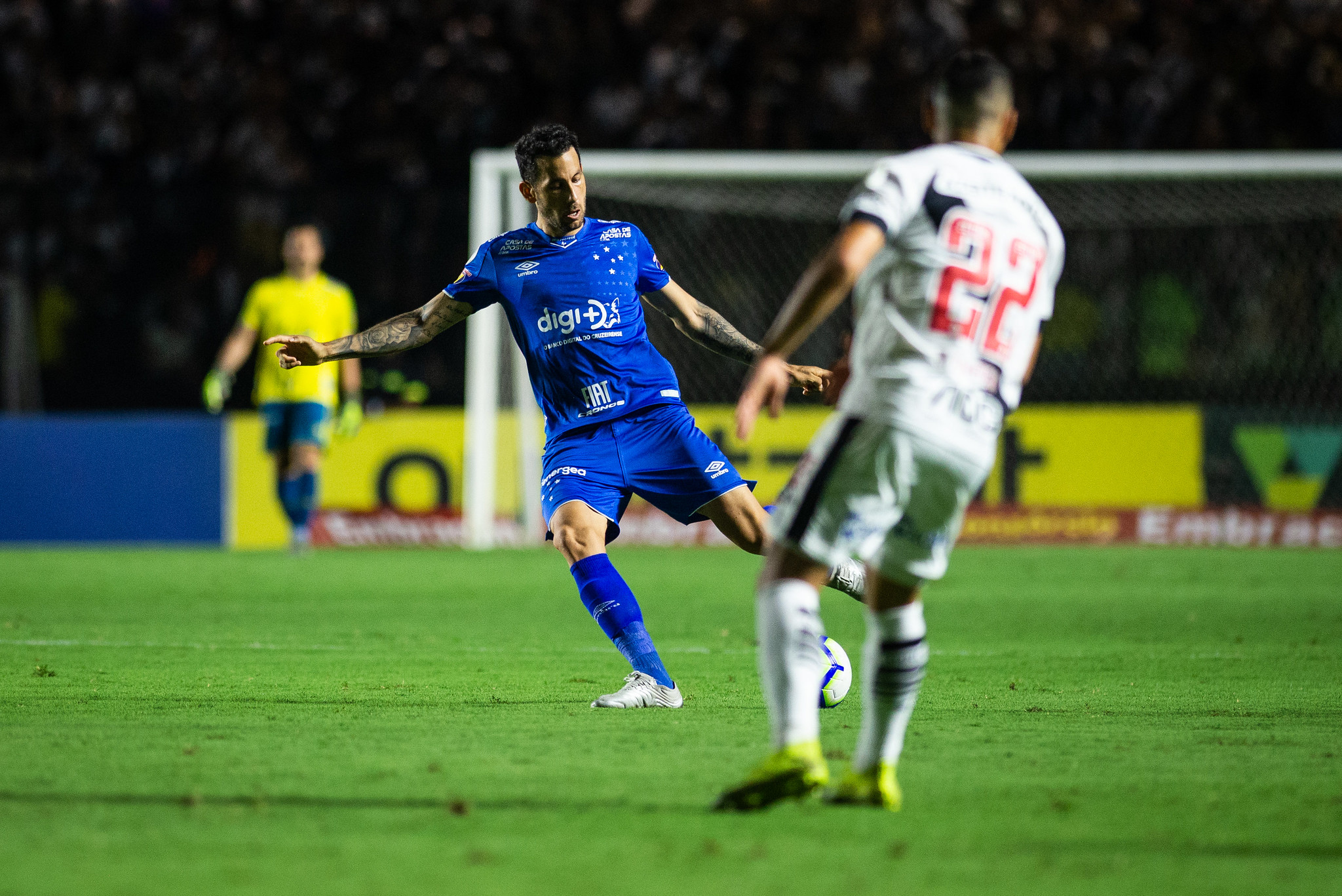 Onde assistir Cruzeiro x Vasco na TV: Globo, Sportv e Premiere