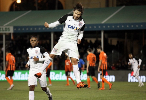 Ángel Romero, atacante reserva. Joga no San Lorenzo.