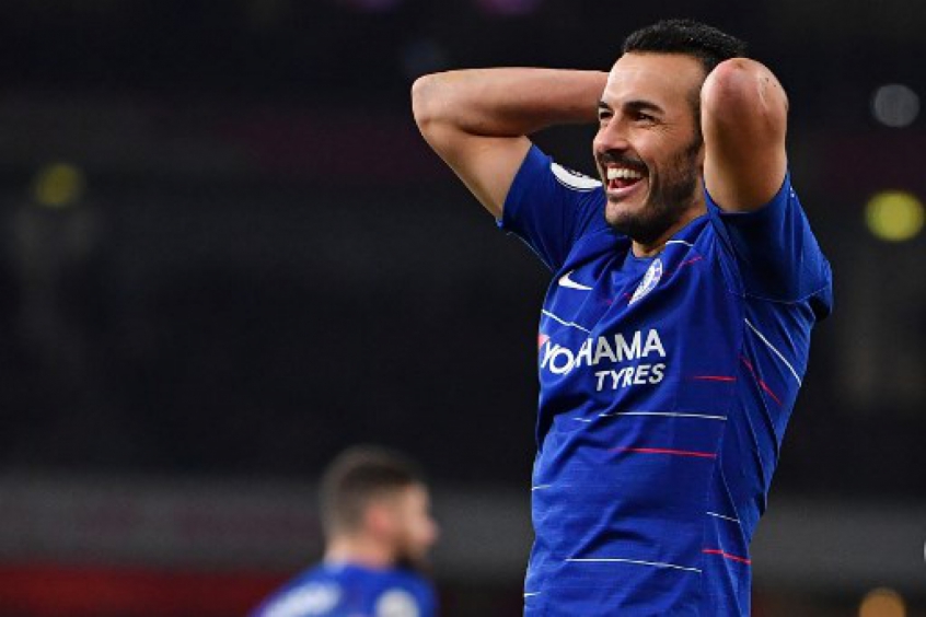 FECHADO - Outro que renovou contrato até o final da temporada com o Chelsea é o atacante Pedro. O espanhol, que já tem um pré-contrato com a Roma, vai terminar o restante das partidas no Blues.