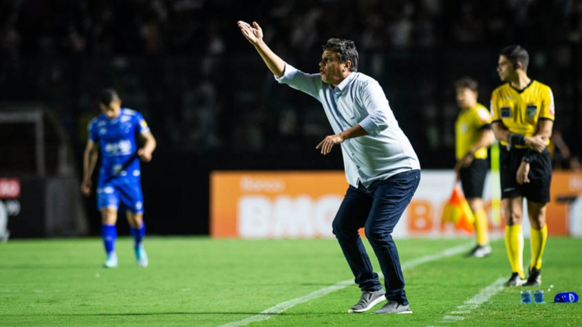 Adilson Batista já treinou o Corinthians no passado, além de outras grandes equipes, como Cruzeiro, Grêmio, São Paulo e Santos. Seu último trabalho foi justamente na Raposa, ainda neste ano.