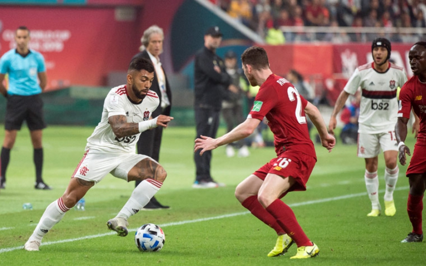 2019 - A conquista da Libertadores levou o Flamengo ao Mundial de Clubes, no Qatar. Após vencer o Al-Hilal na semifinal, o Rubro-Negro reeditou a final de 1981 contra o Liverpool, mas o placar foi diferente. Em um jogo decidido na prorrogação, o clube inglês venceu por 1 a 0 e pôs fim no sonho do bi mundial.