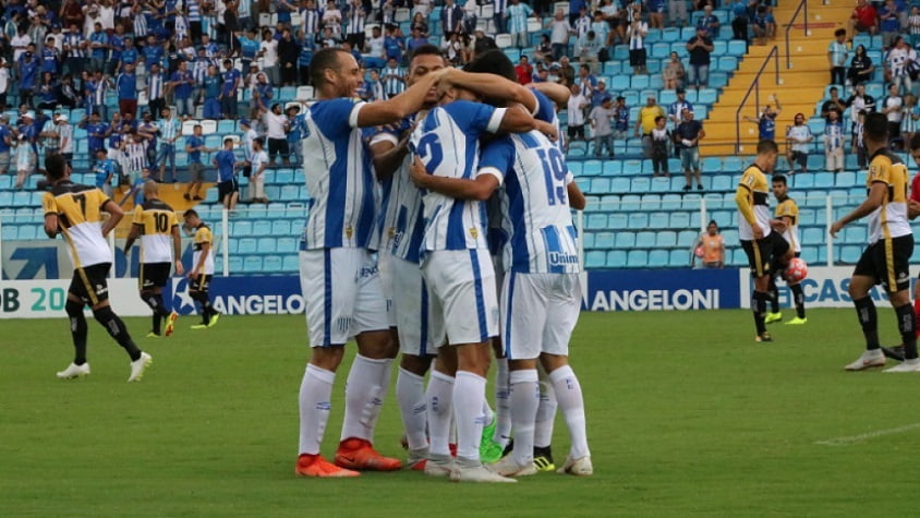 20- Avaí: O time catarinense fecha o ranking, com despesa acumulada de R$ 380 milhões nos últimos 10 anos.