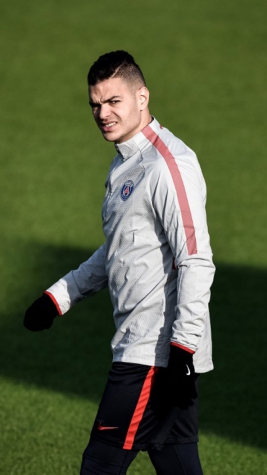 Atualmente sem clube, o meia Ben Arfa deve assinar com o Bordeaux, da França