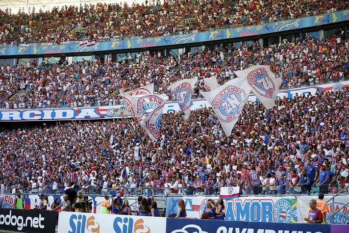 12- Bahia - LANCE!/Ibope 2014: 3,4 milhões de torcedores / Ibope 2018: 1,8 milhão de torcedores