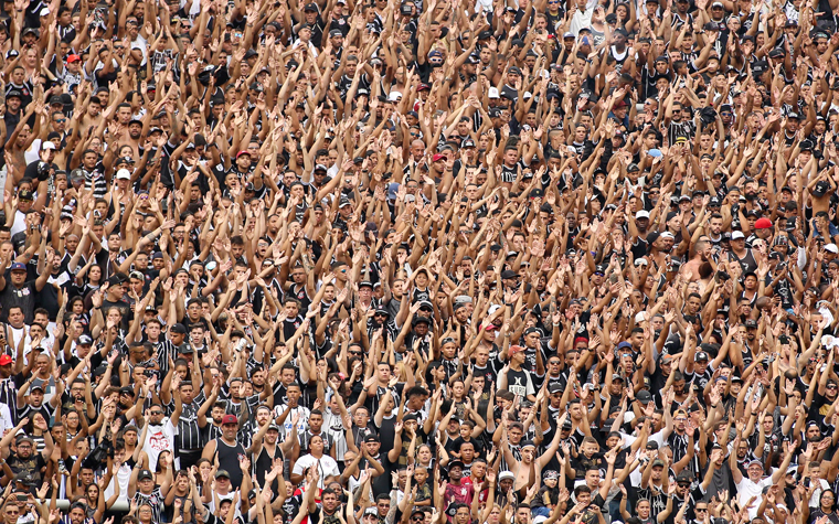 7º Corinthians - R$ 82,85 milhões/  Variação de 202% da dívida de 2018 para 2019 - R$ 55, 41 milhões 