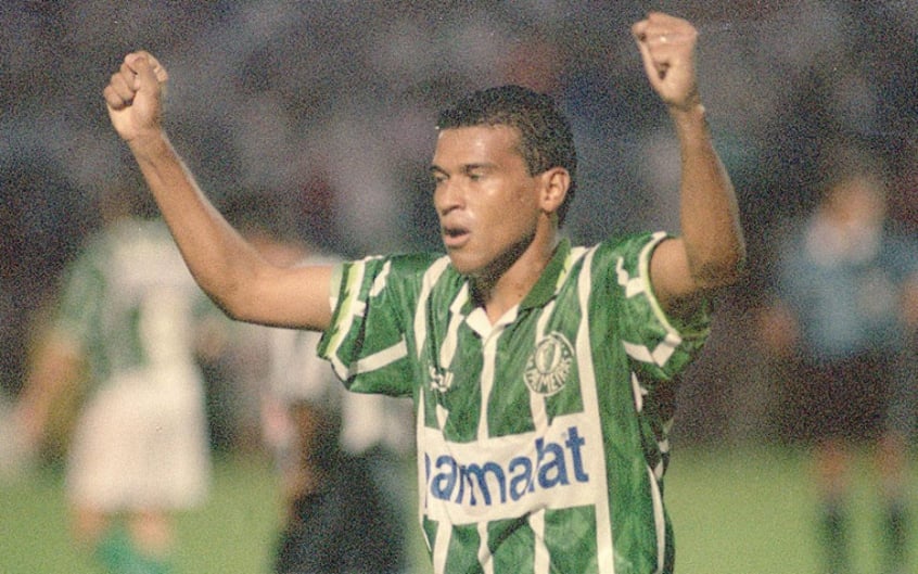 O histórico centroavante jogou no Palmeiras em 1995 e 1996, fazendo 13 gols em 30 jogos e sendo campeão do Paulistão de 1996.
