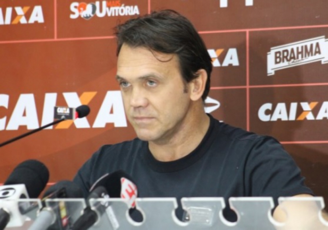 Petkovic - Demitido do Vitória na quarta rodada do Brasileirão 2017