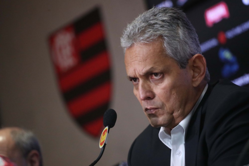 10º - Reinaldo Rueda (Colômbia), 2017, 31 jogos, 13 vitórias / Aproveitamento: 53% / Curiosidade: depois de um longo intervalo sem estrangeiros na área técnica do Fla, Rueda pegou um time próximo das finais da Copa do Brasil e da Copa Sul-Americana. Acabou sendo derrotado das duas decisões e, na virada de 2017 para 2018, deixou o clube para treinar a seleção chilena. A torcida ficou na bronca.