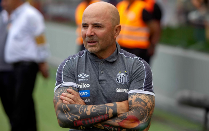 FECHADO: Agora é 100% oficial. Atlético-MG e Jorge Sampaoli assinaram contrato. O acordo entre o treinador e o Galo aconteceu nesta quinta-feira, 5 de março, no Rio de Janeiro. Sampaoli chega a BH nesta sexta,6, e vai iniciar o trabalho no Galo.