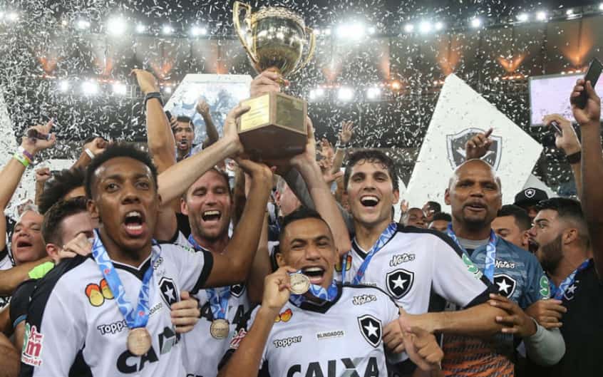 21 títulos - Botafogo - 1907, 1910, 1912, 1930, 1932, 1933, 1934, 1935, 1948, 1957, 1961, 1962, 1967, 1968, 1989, 1990, 1997, 2006, 2010, 2013 e 2018