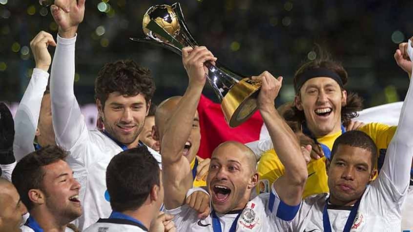 8º - O Corinthians também têm 4 títulos internacionais (2 Mundiais, 1 Libertadores e 1 Recopa Sul-Americana).