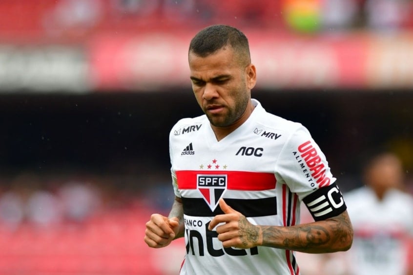 Com Daniel Alves sendo utilizado principalmente no meio de campo e, por vezes, na lateral, o Brasileirão de 2019 chegou ao fim e o São Paulo ficou na sexta posição, garantindo a classificação para a Libertadores.