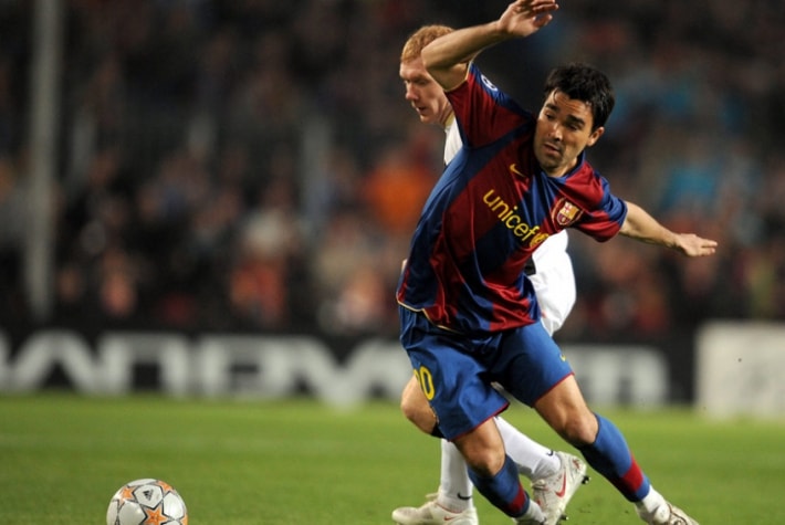 No mesmo período, Deco, naturalizado português, atuou no Barcelona, entre 2004 e 2008. Foram 161 partidas e 21 gols marcados, tendo feito parte de um dos melhores times do clube, junto de Ronaldinho Gaúcho e Eto’o. 