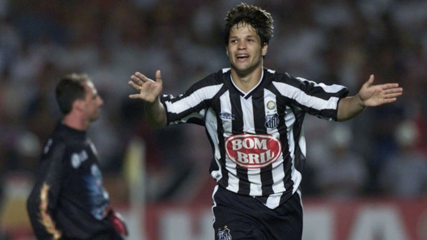 O meia Diego fez história no Santos ao conquistar o Brasileirão sob o comando do técnico Leão. Estreou no clube aos 16 anos. Na carreira, passou pelo futebol europeu e atualmente joga no Flamengo, onde conquistou Libertadores e Brasileiro ano passado. 