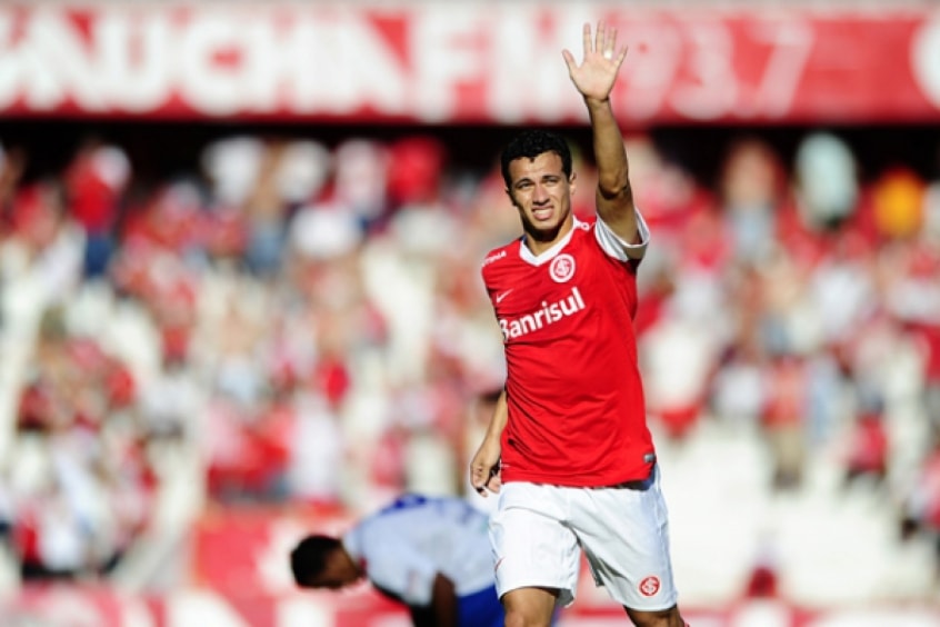 3° - INTERNACIONAL - Vendendo atletas como o atacante Leandro Damião (foto) e o volante Fred, o Colorado arrecadou 650,8 milhões de reais, segundo o estudo.  