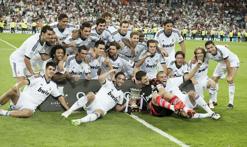 Real Madrid - cinco títulos consecutivos do Campeonato Espanhol: 1985/1986 até 1989/1990