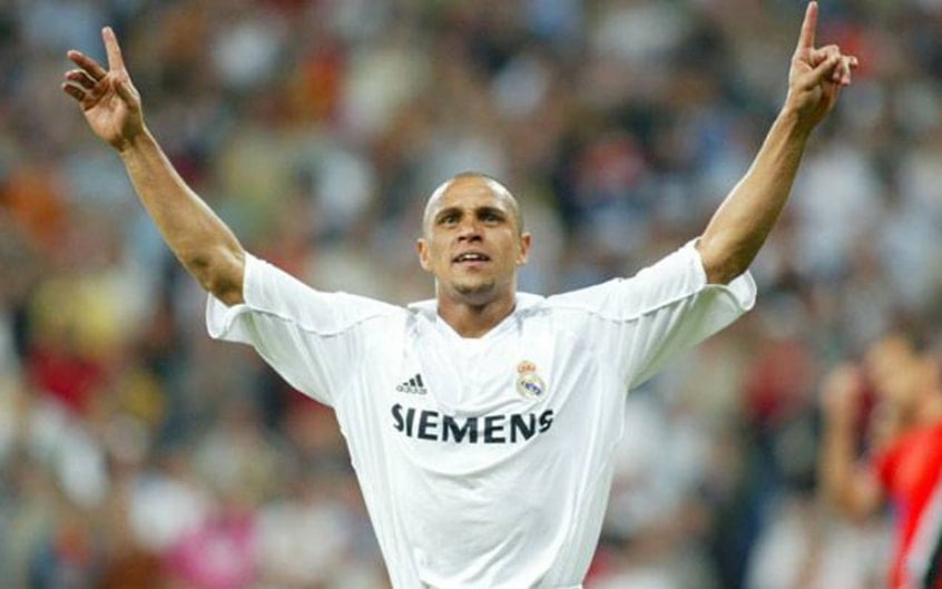 Roberto Carlos - 15 gols em 120 jogos
