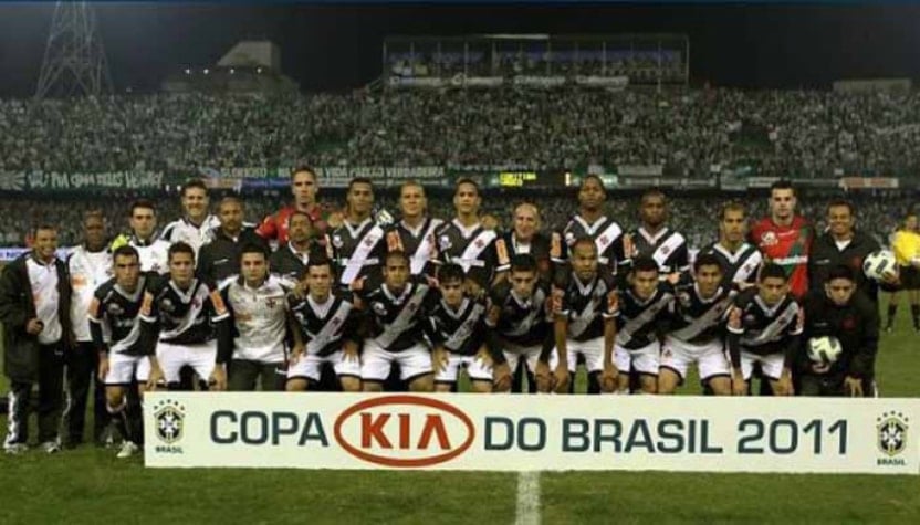 Jogo de ida da final de 2011: Vasco da Gama 1 x 0 Coritiba - Na volta, o Coritiba venceu por 3 a 2, mas o Vasco foi campeão.