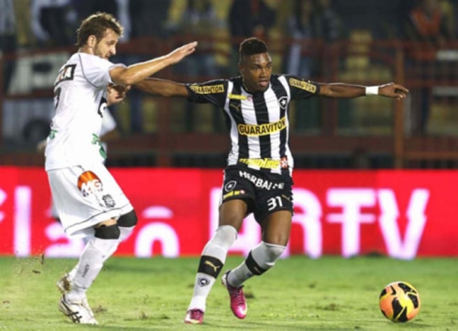 VITINHO- O CSKA pagou ao Botafogo 9,5 milhões de euros para contar com o brasileiro
