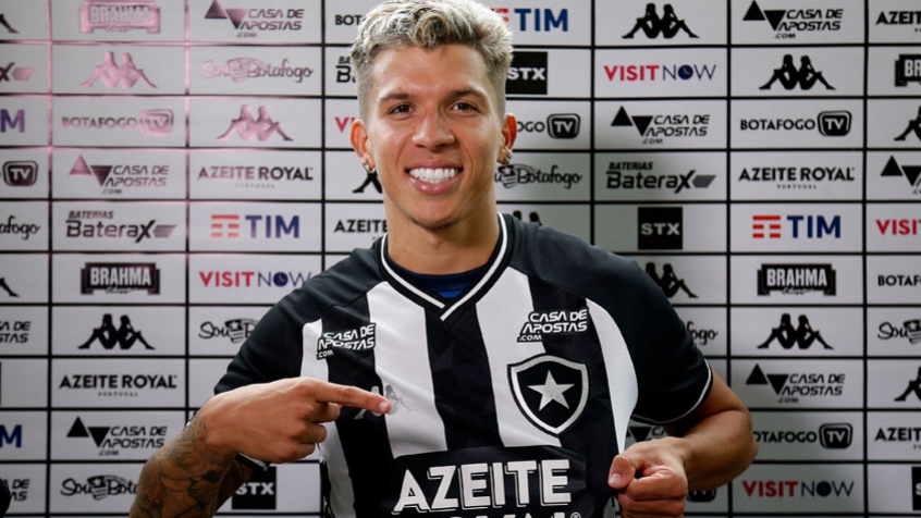 BRUNO NAZÁRIO- Botafogo (C$ 8,32) - Apresenta uma regularidade interessante, ainda sem negativar em 2020. Deu assistência na última rodada contra o Vasco e fez gol contra o Corinthians de falta. Grandes chances de um gol do Fogão passar pelos seus pés!