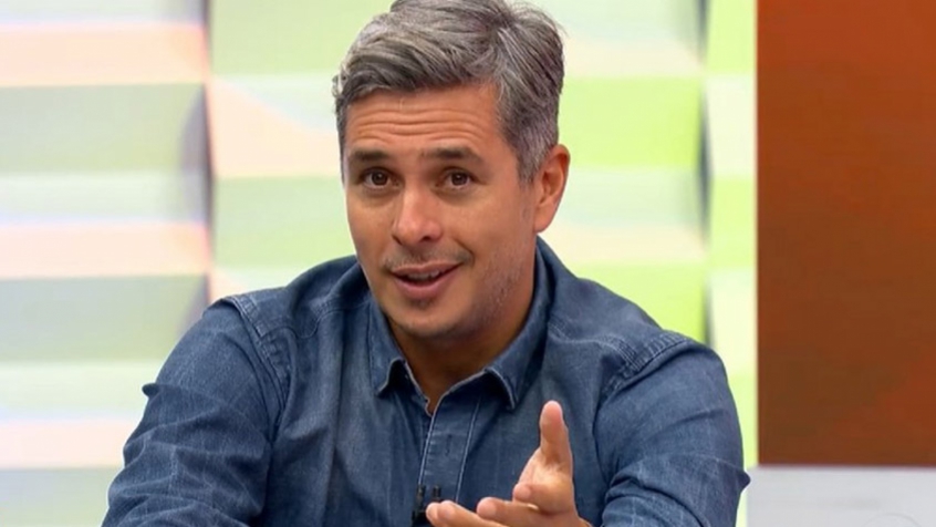 Ivan Moré - Apresentador da Globo durante anos, Ivan Moré foi anunciado como novo contratado da RedeTV!. Na emissora, o jornalista terá um programa esportivo próprio, o "Qualé, Moré?", que estreia no dia 11 de março.