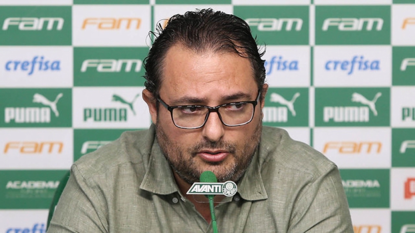 No mesmo ano, após o Palmeiras conquistar a Copa do Brasil, em cima do próprio Santos, o ex-dirigente do Porco, Alexandre Mattos, aproveitou a comemoração com os torcedores do clube para puxar xingamentos a Lucas Lima, além de brincar com o volante Matheus Sales, comparando a carreira dos jogadores. "Quantos anos você tem? 21? Lucas Lima deve ter uns 26, tem dois títulos Paulistas, o que você tem na carreira?", perguntou Mattos a Matheus Sales. 