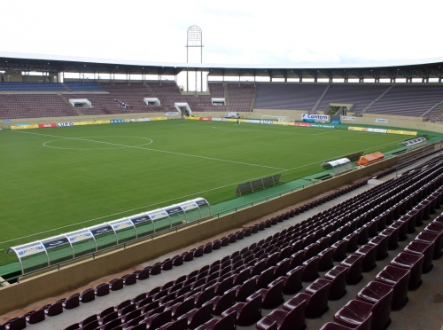 Estádio da Ferroviária como mandante: Arena da Fonte.