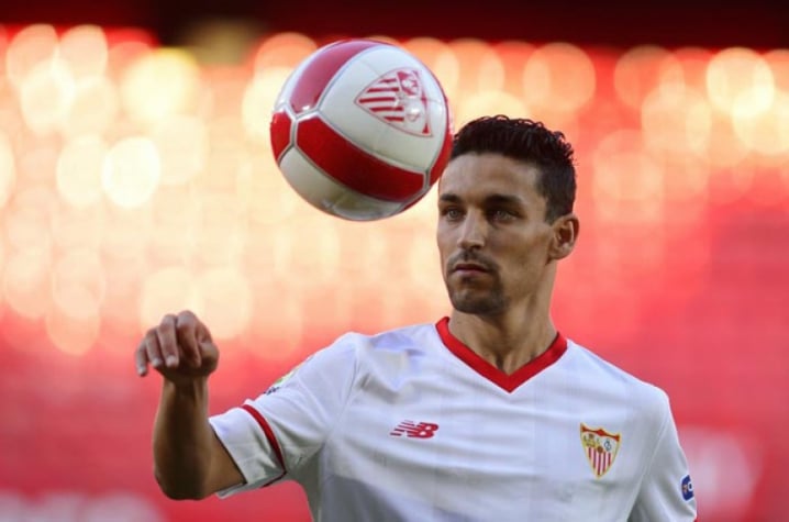 Navas é outro que entrou no decorrer do jogo. Defende o Sevilla, clube que já atuava em 2010. Entretanto, entre 2013 e 2017 jogou no Manchester City.