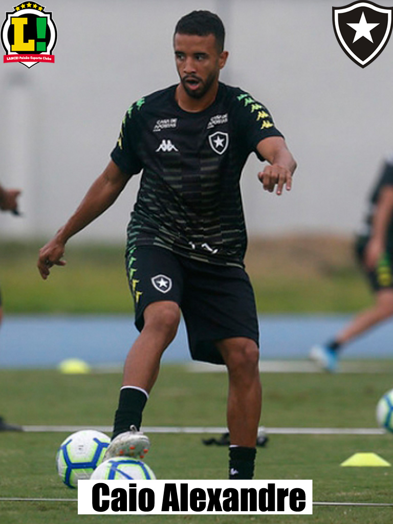 Caio Alexandre - 4,5 - Perdeu uma chance boa de gol, errou passes e acabou ficando pendurado ao chegar atrasado na marcação e fez falta péssima para cartão.