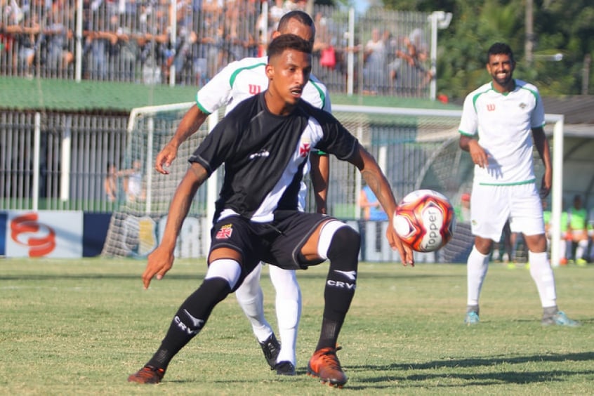 Caio Monteiro foi emprestado pelo Vasco ao Boavista para a disputa do Carioca. Ele tem contrato com o Cruz-Maltino até o fim de 2021.