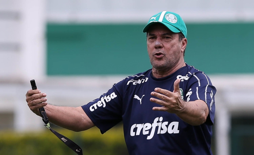 Demitido do Palmeiras no mês passado (outubro de 2020), Luxemburgo encerrou sua quinta passagem pelo clube. No Verdão, Luxa já conquistou dois Brasileiros (1993 e 1995), cinco Paulistas (1993, 1994, 1996, 2008 e 2020) e um Torneio Rio-São Paulo (1993).