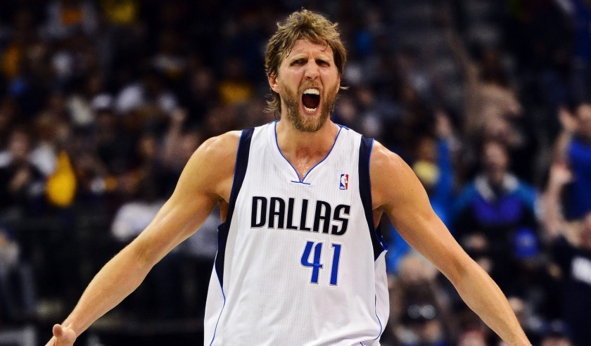 6º: Dirk Nowitzki, no alto de seus 2,16m, jogou durante toda a sua carreira no Dallas Mavericks, onde anotou 31.560 pontos. O alemão é o europeu com maior pontuação na liga americana de basquete.