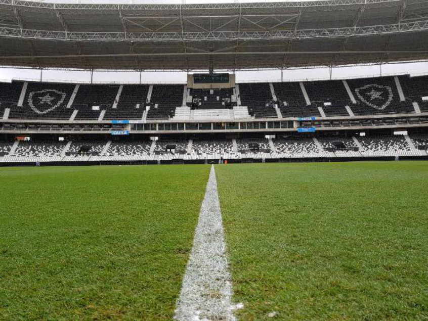 O estádio Nilton Santos, conhecido como Engenhão, tem como mandante o Botafogo, do Rio de Janeiro. Anteriormente, o Glorioso mandava os jogos no Caio Martins. Neste ano, são 13 anos de existência do novo local.