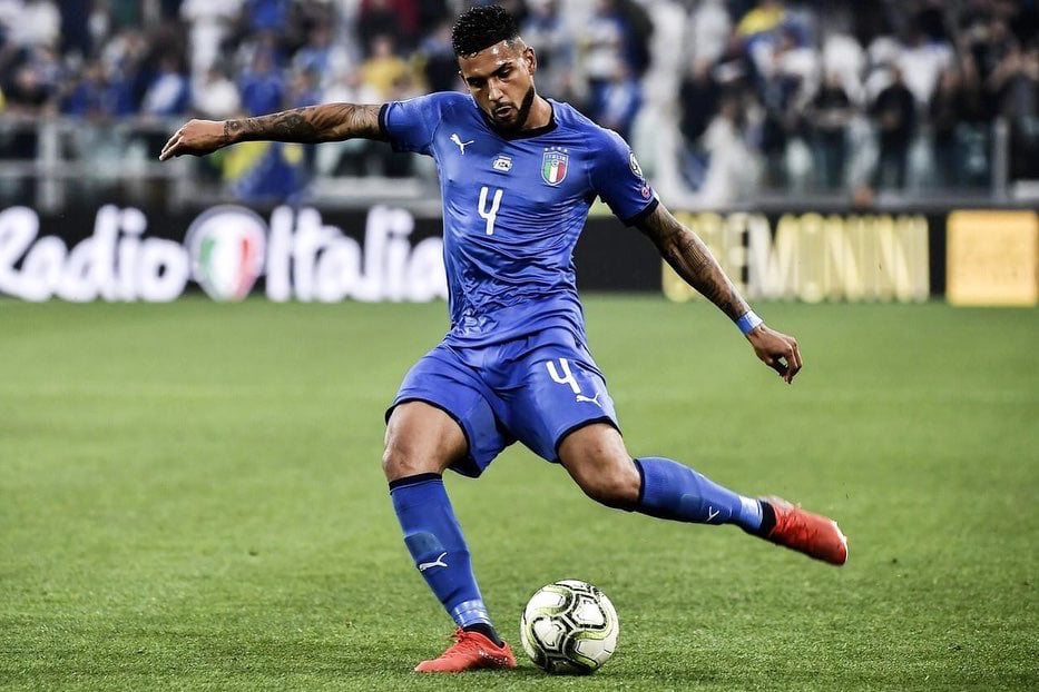 MORNO - A Inter de Milão agora busca um reforço para a lateral-esquerda, de acordo com o "Tuttosport". E o nome é de um jogador conhecido do futebol italiano. Trata-se de Emerson Palmieri, do Chelsea.