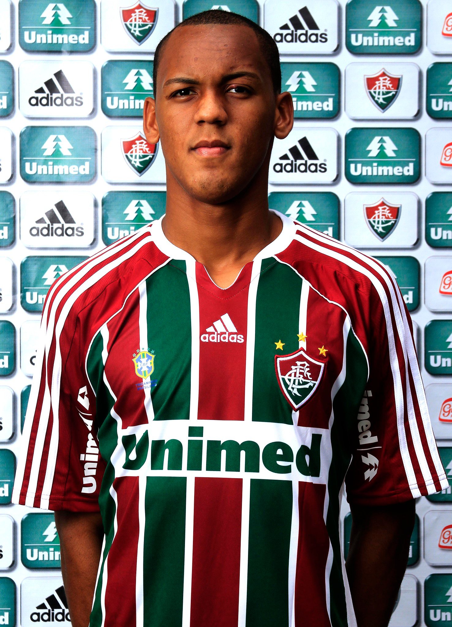 Fabinho: com 17 anos, disputou a Copinha de 2011 pelo Paulínia e foi lateral-direito do Fluminense vice-campeão de 2012.