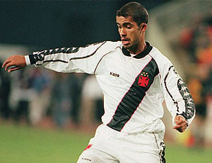 Felipe - Simplesmente o jogador mais vezes campeão do futebol vascaíno. À época já havia migrado da lateral esquerda para o meio-campo.