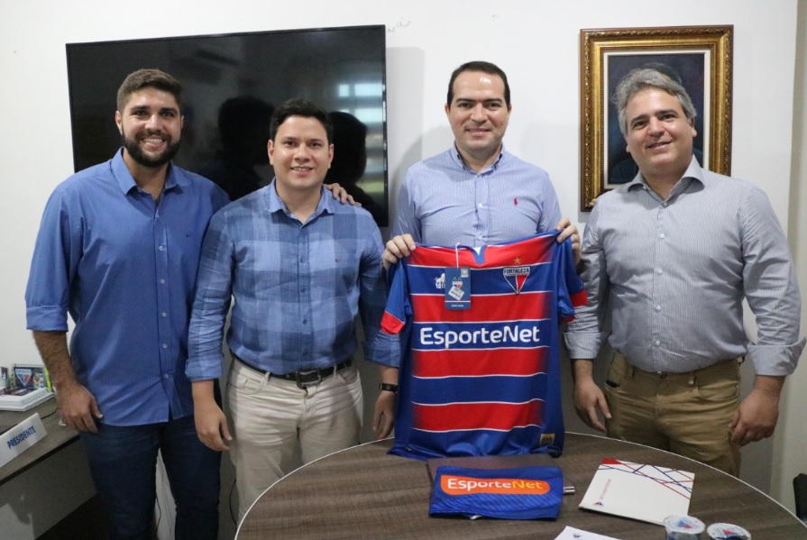 O Fortaleza acertou com a EsportesNet para ser a patrocinadora máster do clube. Os valores do acordo não foram divulgados pelo Leão do Pici. 