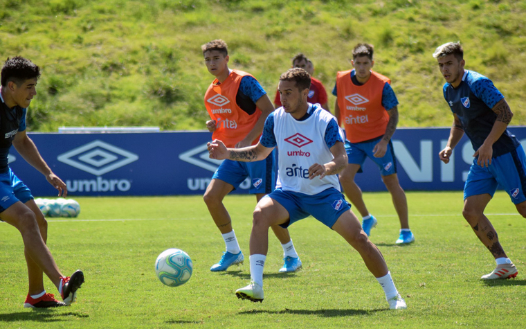Nacional (Uruguai) - Assim como seu rival Peñarol, tem entrado regularmente em campo desde o retorno do Campeonato Uruguaio, dia 8 de agosto. Inclusive, os rivais se enfrentaram na volta da competição e empataram por 1 a 1. No dia 17, o Nacional encara o Racing, no Presidente Perón.