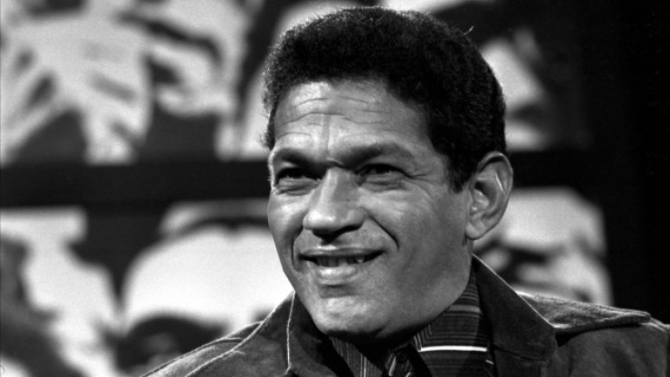 Garrincha foi um dos homenageados depois de morto. O Anjo das Pernas Tortas fez do Maracanã o principal gramado por onde desfilou o futebol-arte.