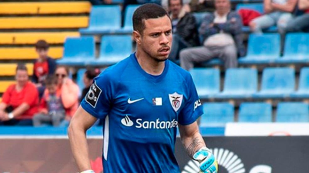 O Fluminense está perto de fechar a contratação do goleiro João Lopes, de 24 anos, que estava no Santa Clara, de Portugal. 