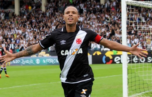 Ídolo no São Paulo, Luís Fabiano não conseguiu repetir as boas atuações no Vasco. Aliás, pouco atuou: foram apenas 20 jogos e muitas lesões.