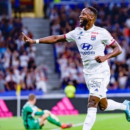Moussa Dembélé – França – Lyon – 16 gols 32 pontos