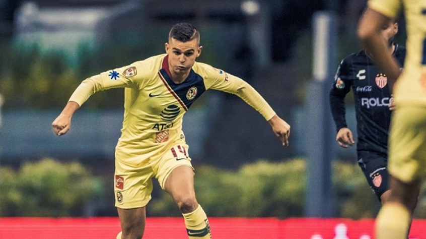 Nicolás Benedetti tem 23 anos e é jogador do América, do México. Além disso, o meia é camisa 10 da seleção sub-23 da Colômbia.