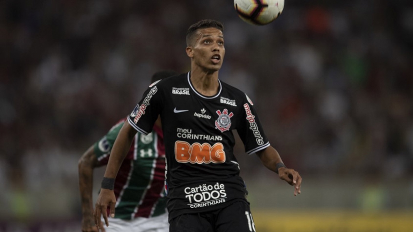 O Corinthians lutou muito, pressionou, venceu o Guaraní-PAR por 2 a 1 em casa, mas foi eliminado da Libertadores, na noite desta quarta, pelo critério do gol fora de casa. Pedrinho, que era uma das esperanças do Timão em sua volta a equipe, foi expulso logo no começo e prejudicou bastante o time. Luan fez o primeiro dos mandantes e teve boa atuação. Veja as notas do Corinthians no LANCE! (Por Carlos Bandeira de Mello)