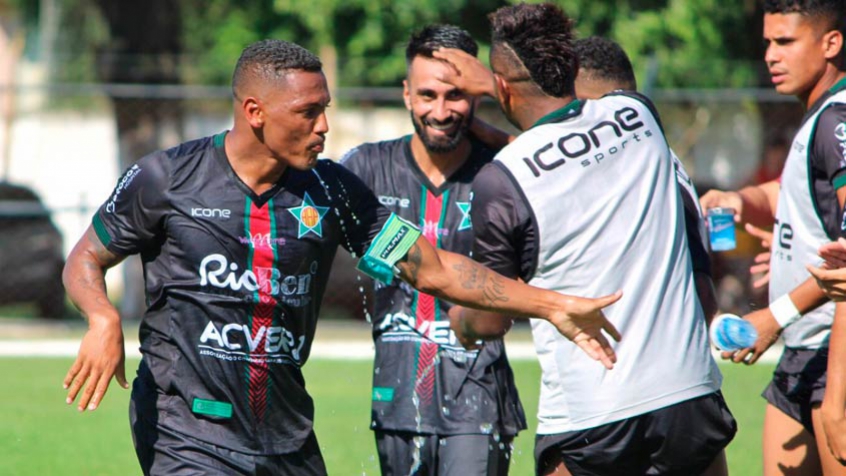 Portuguesa Time-base: Max, Léo, Pedro, Dilsinho e Maninho; Lucas Vinícius, Pimenta, Maicon e Lucas Santos; Adriano e Jobinho. Técnico: Rogério Correa. Jogos TG: Madureira (18/1, f), Fluminense (23/1, f), Resende (26/1, c), Macaé (29/1, c), Volta Redonda (3/2, f) e Vasco (9/2, c) Jogos TR: Bangu (1/3, f), Cabofriense (8/3, f), Flamengo (15/3, f), Boavista (22/3, c) e Botafogo (1/4, c)