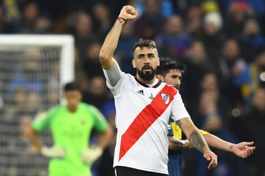 MORNO - Um dos nomes mais comentados no mercado de transferência da América do Sul é Lucas Pratto. Na Argentina, o seu empresário, Gustavo Goñi, já demonstrou insatisfação com a posição do atleta diante de Marcelo Gallardo e está no aguardo de alguma oferta concreta. O Brasil pode ser um destino.