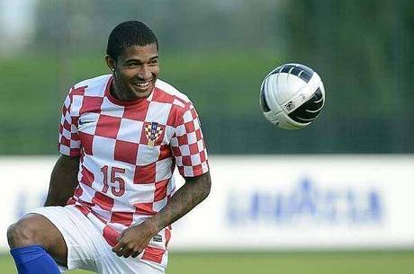 Sammir atuou no Brasil, mas não obteve destaque. Foi para o Dinamo Zagreb, onde ficou a maior parte da carreira, e acabou tirando a nacionalidade croata. Ele defendeu a Croácia em Copas.