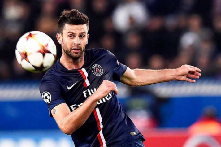 Thiago Motta – O brasileiro naturalizado italiano, que jogou no PSG entre 2012 e 2018, foi escolhido por Mbappé como volante da equipe histórica.