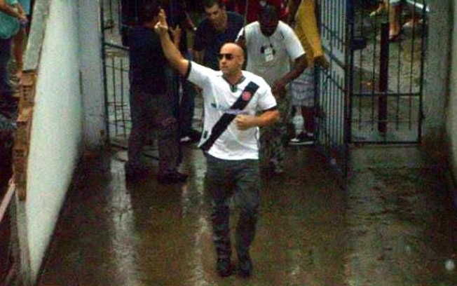 Em 2010, Vin Diesel veio para o Brasil gravar o filme 'Velozes e Furiosos 5', e ganhou uma camisa do Vasco de presente quando passou perto de São Januário. 