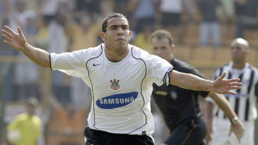 Tevez - Deixou sua marca entre 2005 e 2006 - 25 gols